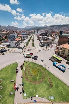 Cusco, Provincia de Cusco, Peru - October 17, 2018: Cusco Cityscape - Vibrant Фото