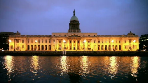The Custom House in Dublin Stock Footage 748617