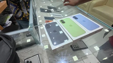 Customer Buying iPhone 17 Pro at Shop in Jamuna Future Park, Dhaka Stock Footage 333701327