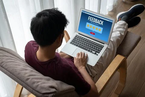 Customer feedback and review analysis by modish computer software 스톡 사진