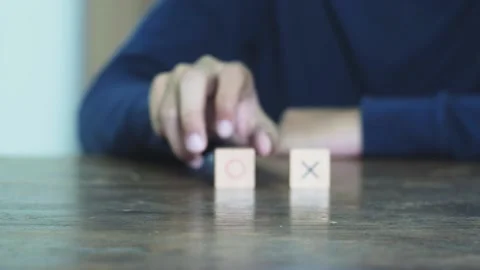 A customer makes a decision to choose yes the circle piece vote yes or no Stock Footage 160824521