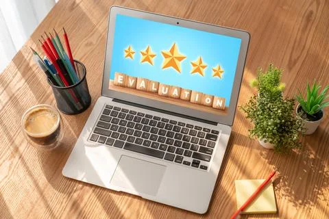 Customer satisfaction and evaluation analysis on modish software computer Stock Photos