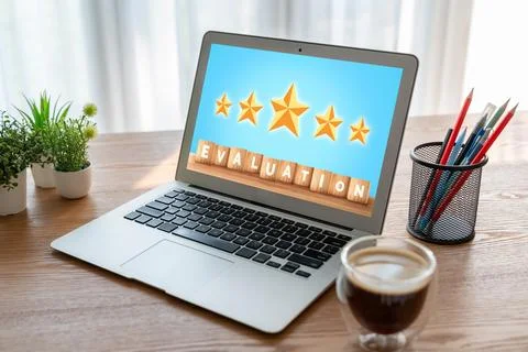 Customer satisfaction and evaluation analysis on modish software computer Stock Photos