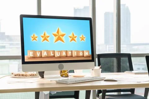 Customer satisfaction and evaluation analysis on modish software computer Stock Photos