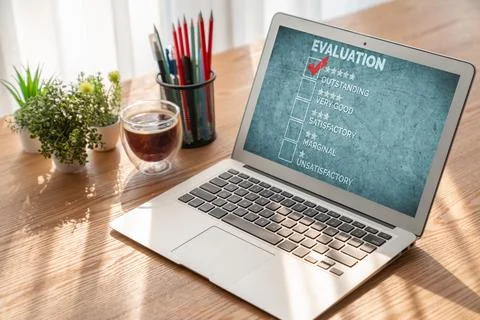 Customer satisfaction and evaluation analysis on modish software computer Stock Photos