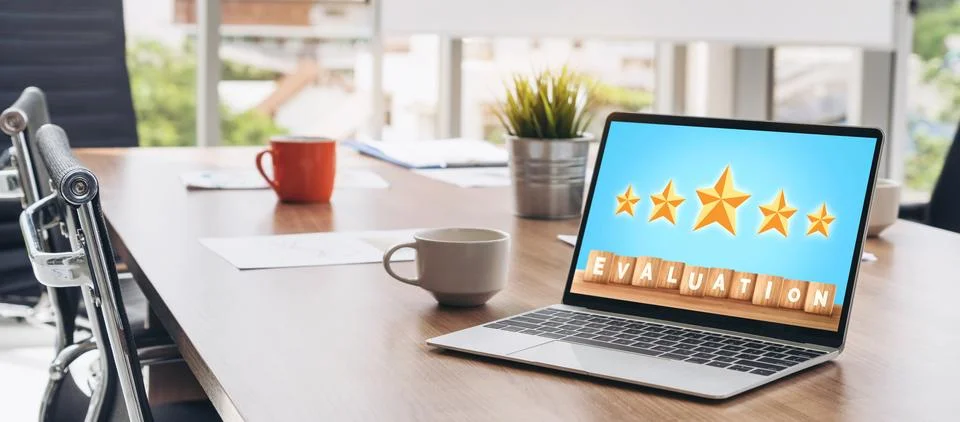 Customer satisfaction and evaluation analysis on modish software computer Stock Photos