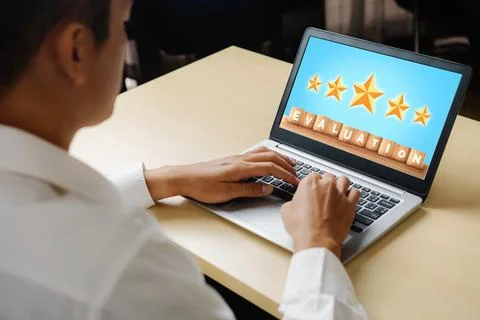 Customer satisfaction and evaluation analysis on modish software computer Stock Photos