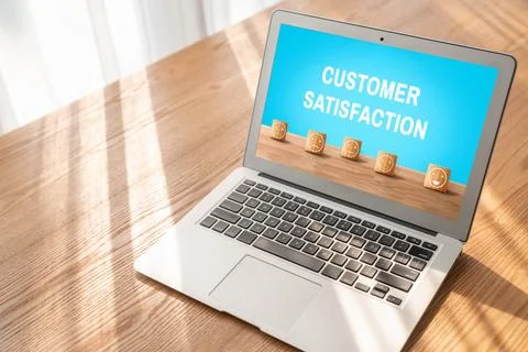 Customer satisfaction and evaluation analysis on modish software computer 스톡 사진