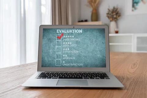 Customer satisfaction and evaluation analysis on modish software computer Stock-Fotos