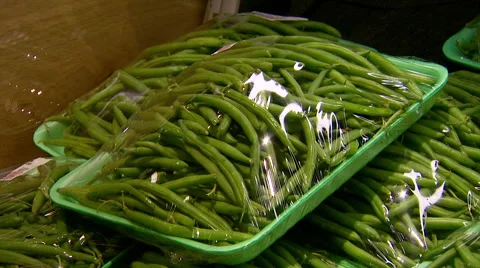Customer Selects Packaged Green Beans for Sale Video stock 42010865