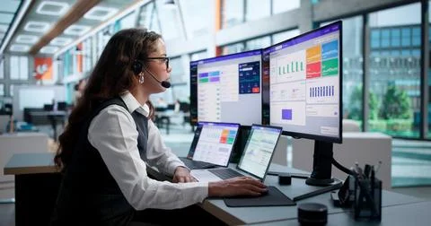 Customer Service Agent Using Computer To Manage Inbound Customer Calls Effici Stock Photos