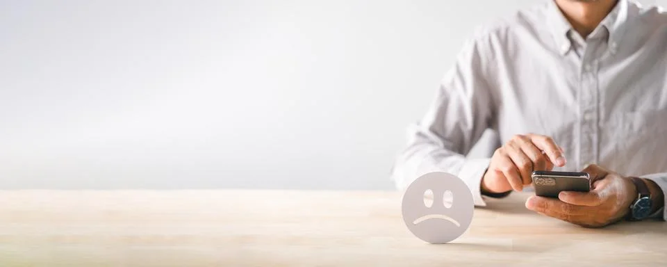 Customer submits negative feedback, expressing unhappiness bad experience, .. Stock Photos