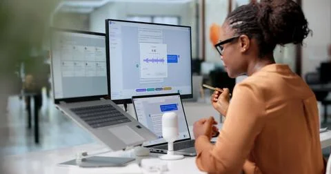 Customer Support Agent Types Quickly On Laptop Using Smart Chatbot Software. Фото