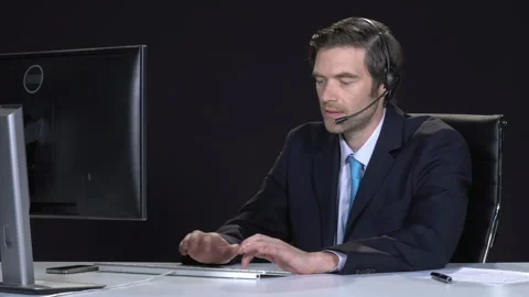 Customer support office Video stock 210619917