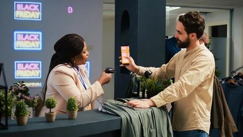 Customer using loyalty program app Fotos de archivo