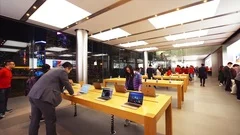 Apple store in Canton Road, Tsim Sha Tsu, Stock Video