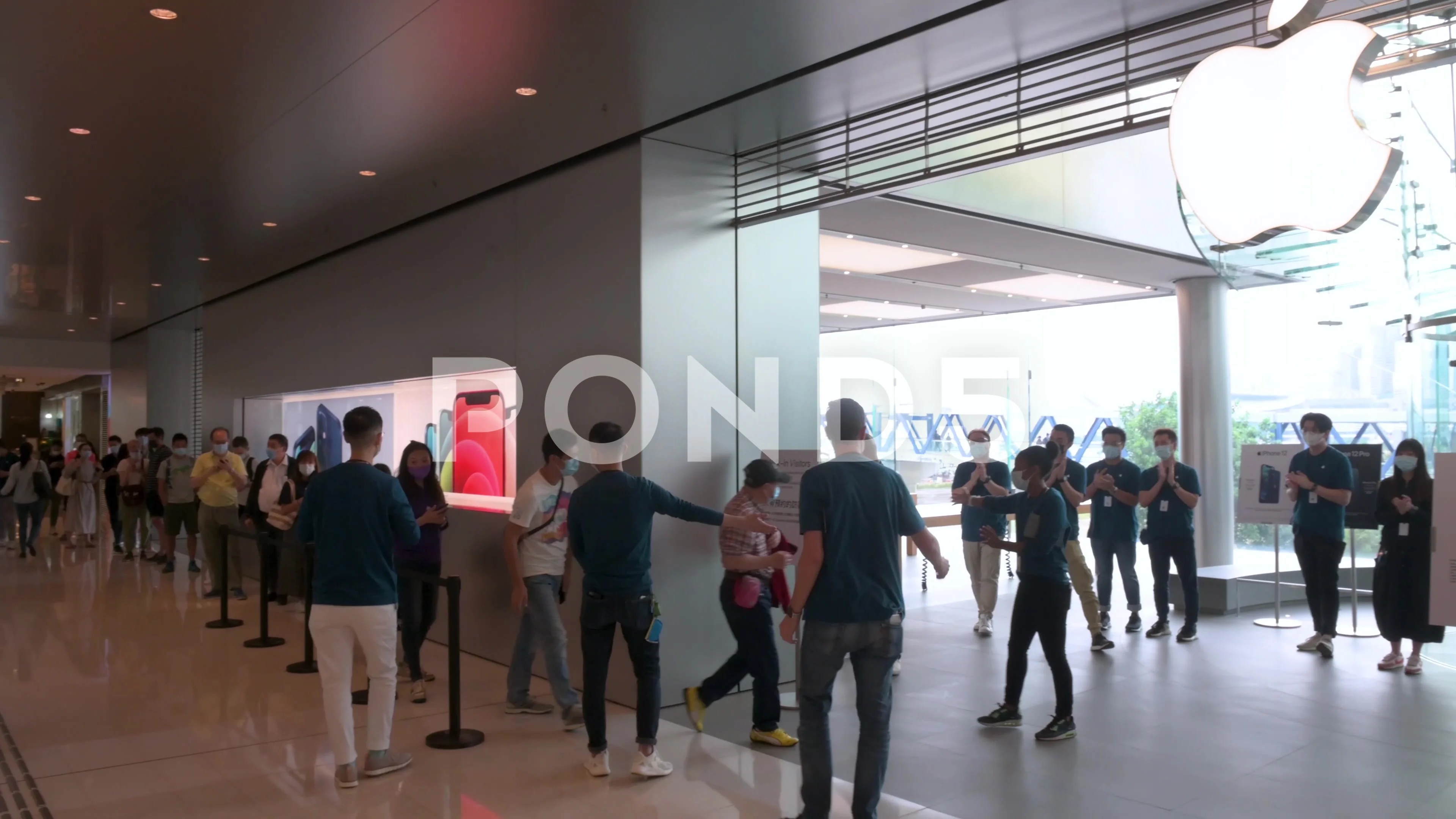 Orlando Usa Customers Lining Apple Store Purchase New Iphone Smartphones  Stock Video Footage by ©Jshanebutt #424000994