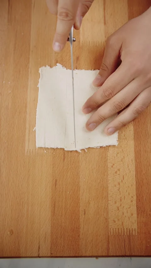 Cut the Bread into Thin Slices 스톡 동영상 281918652