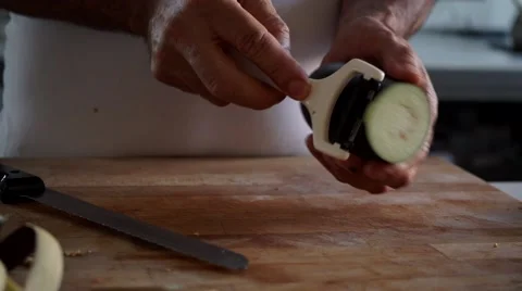 Cut eggplant 스톡 동영상 53012726