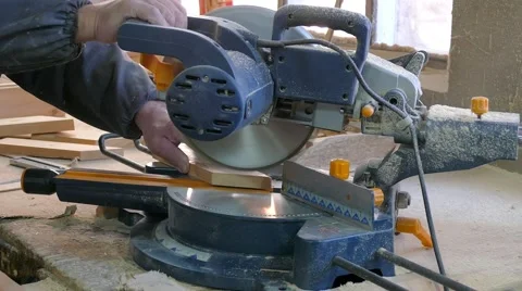 Cut the electric saw board Video stock 59793369