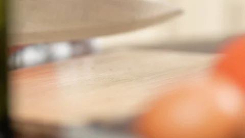 Cut onions with a knife Video stock 93386693