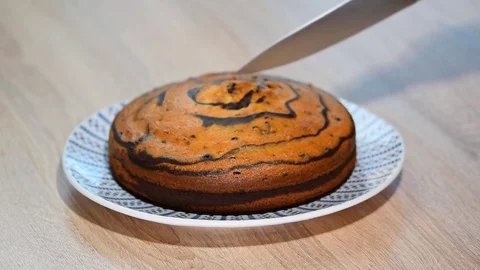 Cut a piece of the cake Zebra Video stock 81631421