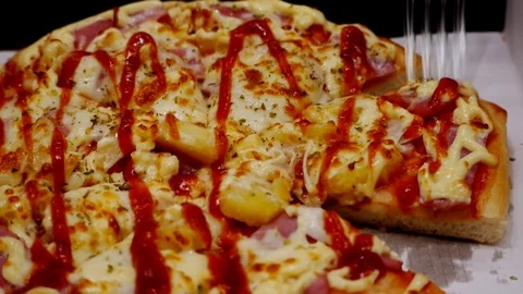 Cut the pizzeria2 Stock Footage 105017881