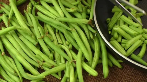 Cut small and slender green beans (haricot vert) Stock Footage 65517160