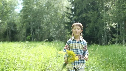 Cute boy runs Stock Footage 112122380
