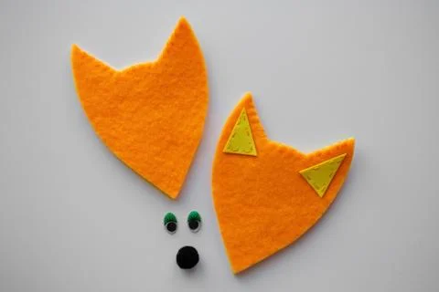 Cute felt fox DIY step by step tutorial Stock Photos