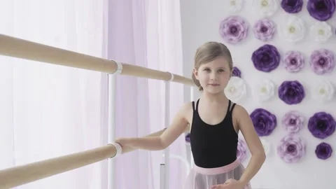 Cute little ballet dancer at training class. Video stock 131177126