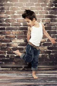 Cute small boy dance Foto stock