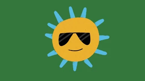 Cute Smiling Sun Face Hand Drawn 2D Animation on Green Screen Stock-Footage 329940645