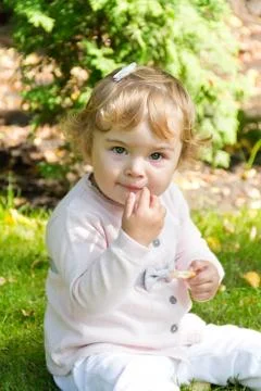 Cute thinking infant Foto stock