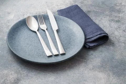 Cutlery with empty plate Stock-Fotos