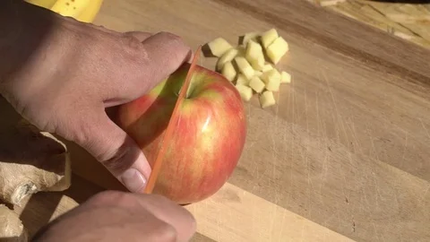 Cutting apple Vídeos de archivo 77972829