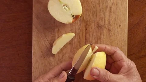 Cutting apple 動画素材 260630920