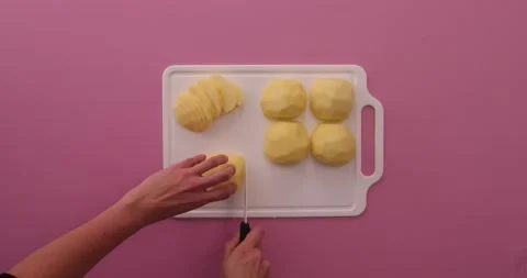 Cutting apples 1 Stock Footage 132208809