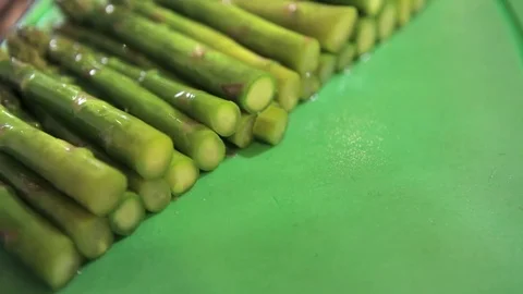 Cutting Asparagus 스톡 동영상 71731967