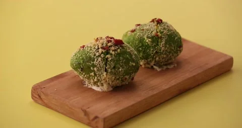 Cutting the avocado in half 2 Stock Footage 132136312