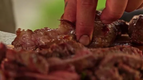 Cutting barbecue steak fried on the grill Stock-Footage 245478166