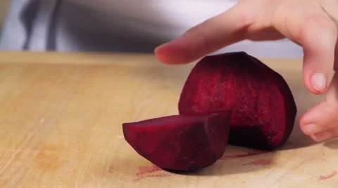 Cutting up beetroot Stock-Footage 24671286