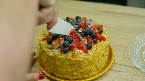 Cutting a birthday cake Stock Footage 65001283