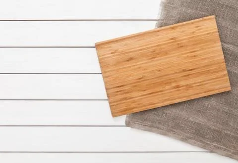 Cutting board on table. Top view Foto stock