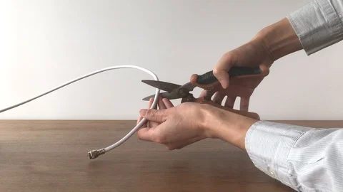 Cutting the Cord Vídeo Stock 88300966