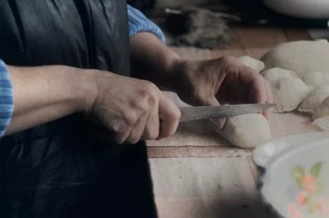 Cutting the dough Foto stock