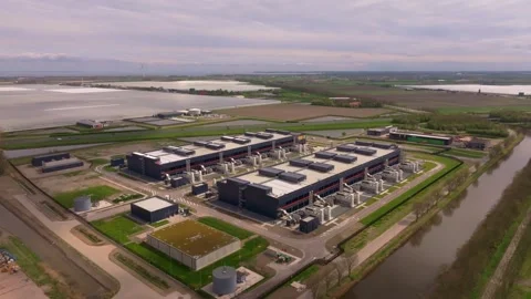 Cutting-edge structure hosts digital power in Holland Stock Footage 307358702