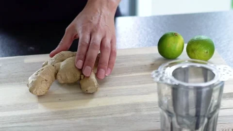 Cutting ginger topview Stock Footage 142514707