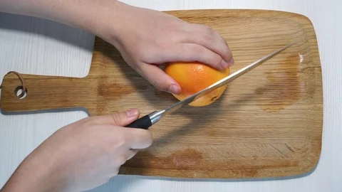 Cutting grapefruit 库存影片 97292552