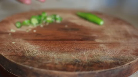 Cutting green chillies Video stock 129529275
